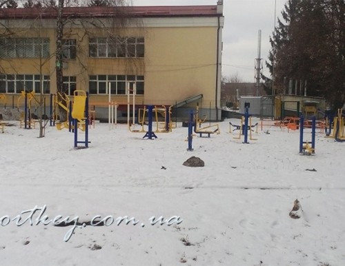 Вуличні тренажери, с.Лісники